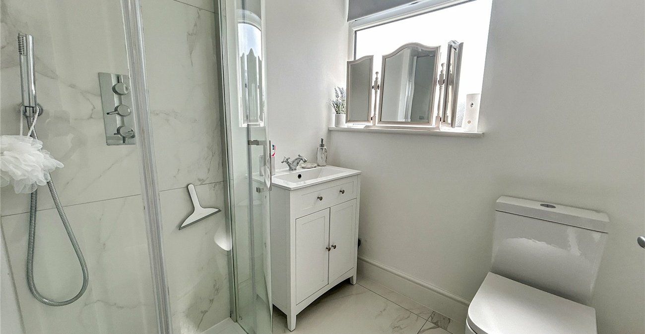 2 bedroom house for sale in Sidcup | Robinson Jackson