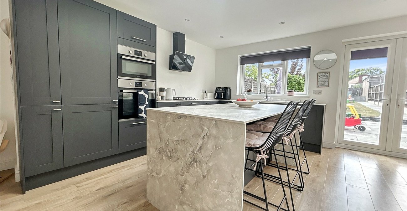 2 bedroom house for sale in Sidcup | Robinson Jackson