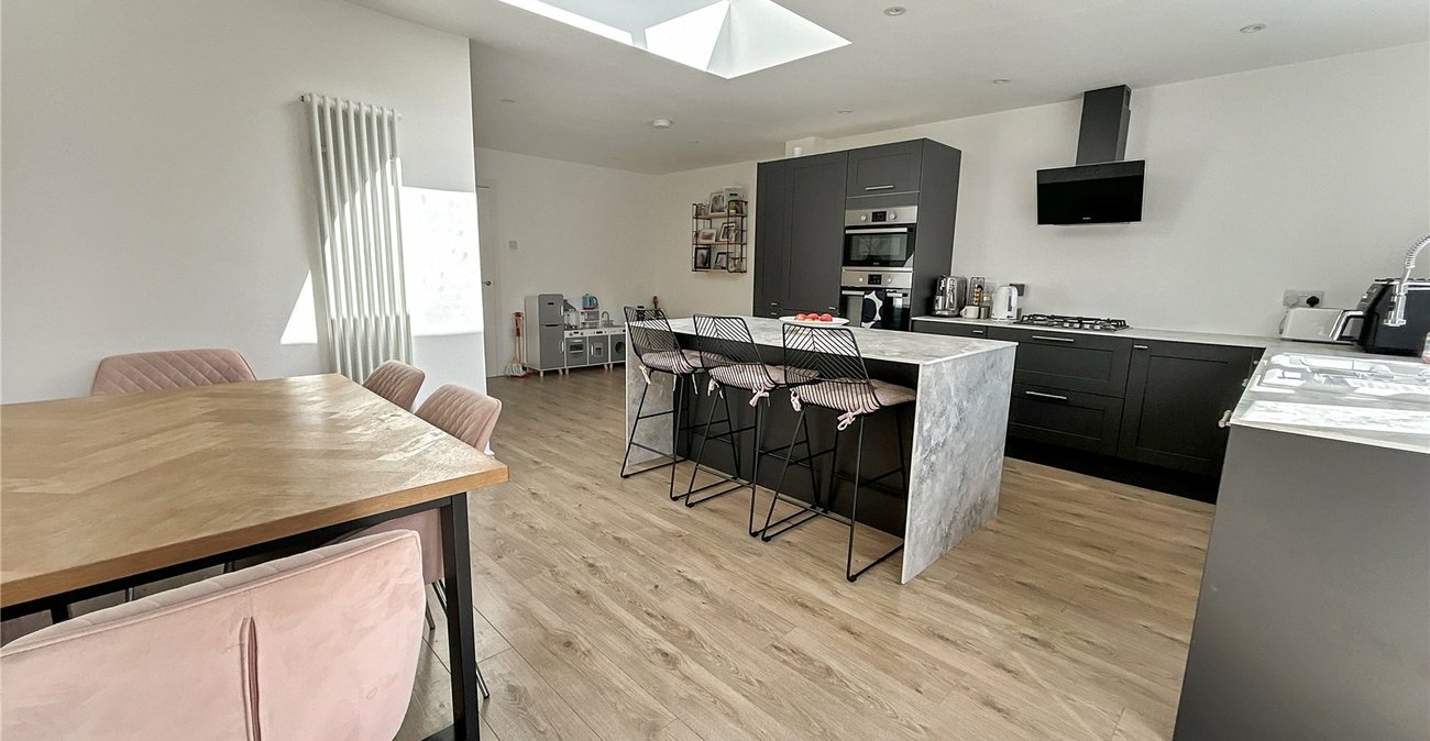 2 bedroom house for sale in Sidcup | Robinson Jackson