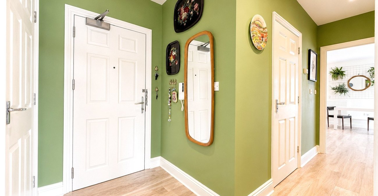1 bedroom property for sale in London | Robinson Jackson