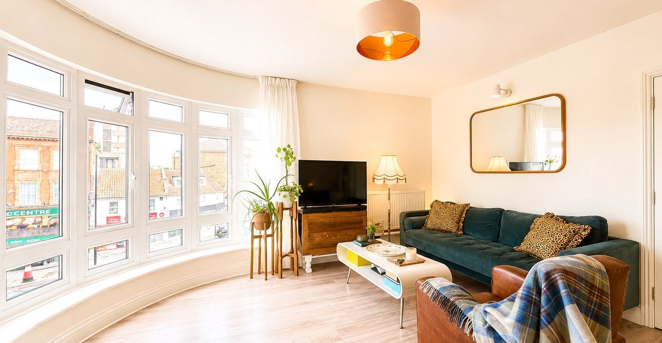 1 bedroom property for sale in London | Robinson Jackson