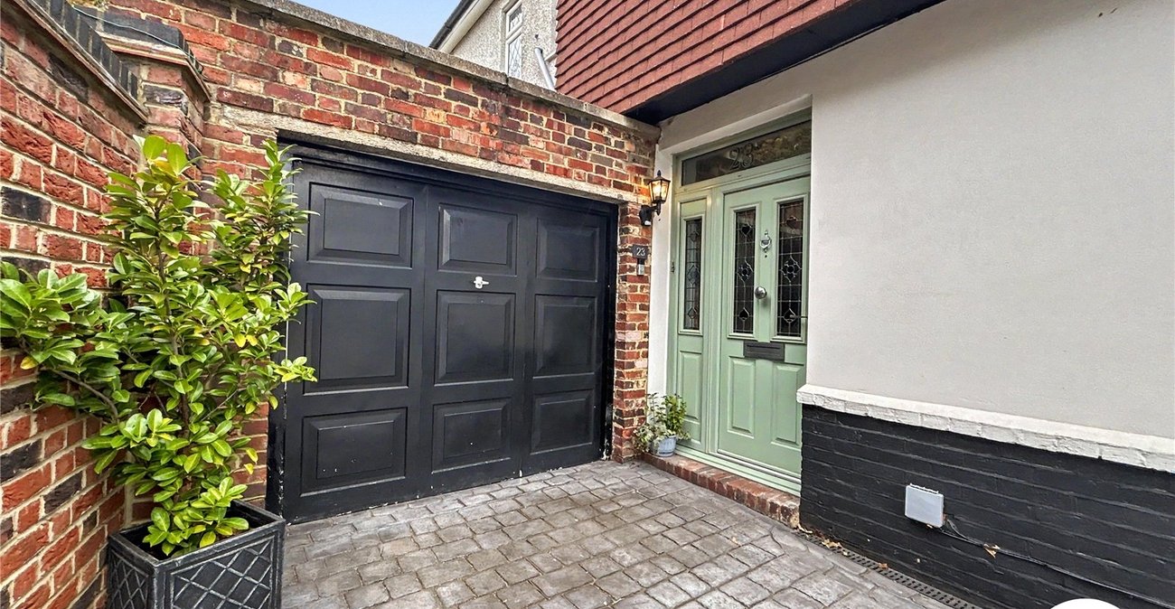 4 bedroom house for sale in Sidcup | Robinson Jackson