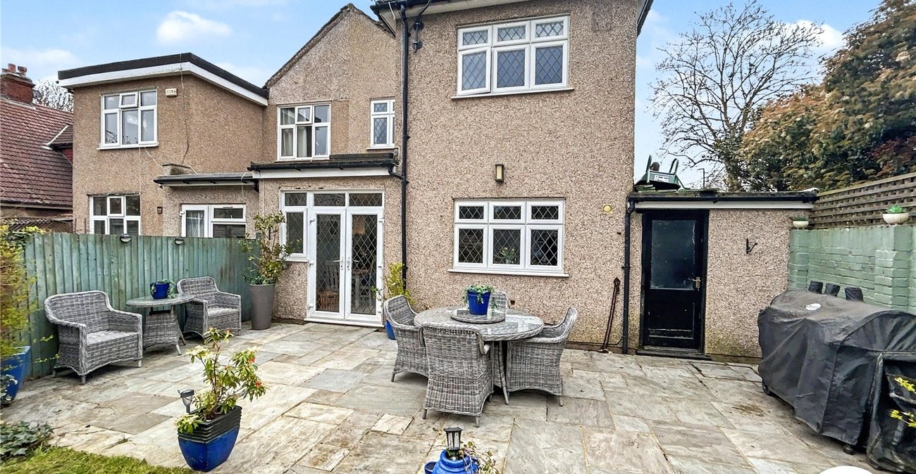 4 bedroom house for sale in Sidcup | Robinson Jackson