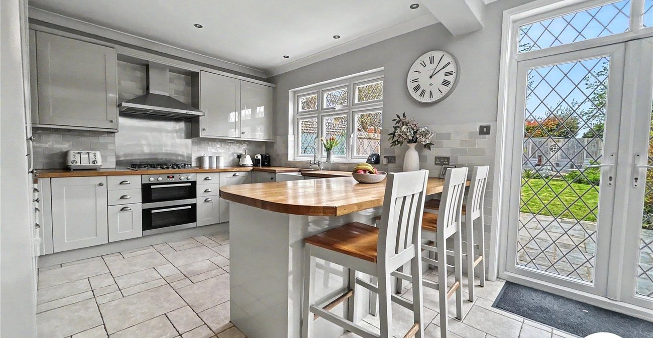 4 bedroom house for sale in Sidcup | Robinson Jackson