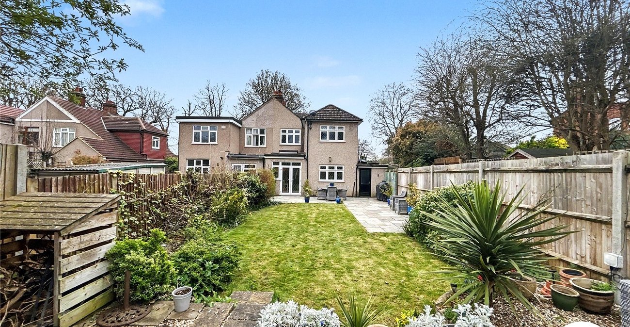 4 bedroom house for sale in Sidcup | Robinson Jackson