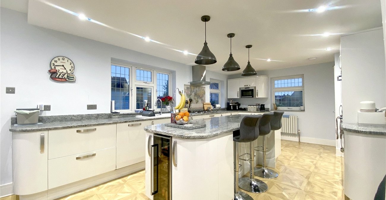 4 bedroom house for sale in Sidcup | Robinson Jackson