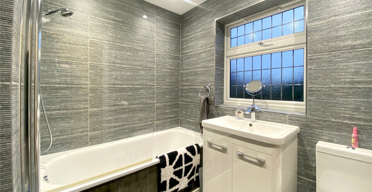 4 bedroom house for sale in Sidcup | Robinson Jackson