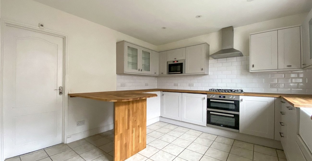 3 bedroom house for sale in Sidcup | Robinson Jackson