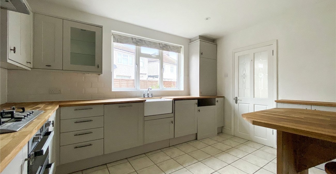 3 bedroom house for sale in Sidcup | Robinson Jackson