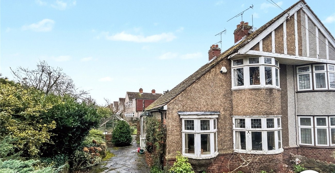 3 bedroom house for sale in Sidcup | Robinson Jackson