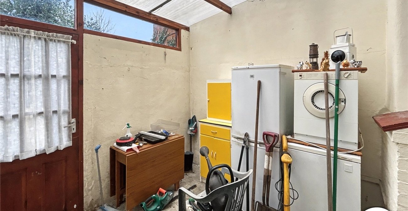 3 bedroom house for sale in Sidcup | Robinson Jackson