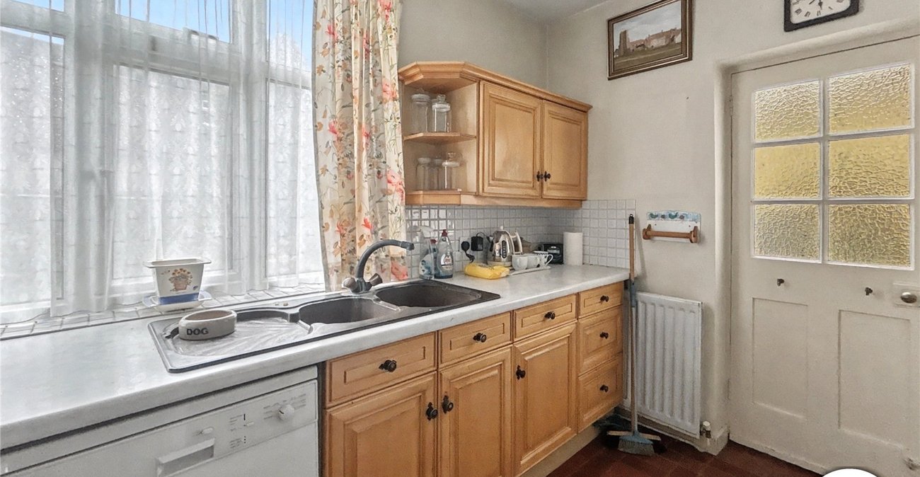 3 bedroom house for sale in Sidcup | Robinson Jackson