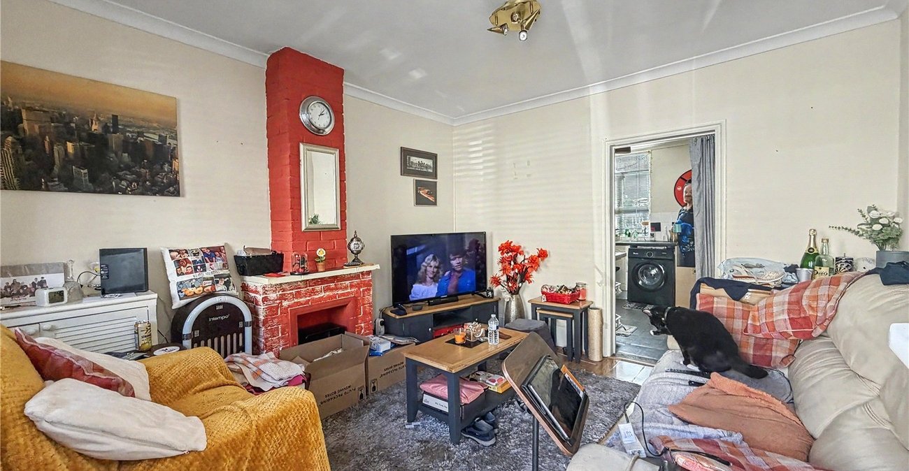 2 bedroom house for sale in Gillingham | Robinson Michael & Jackson