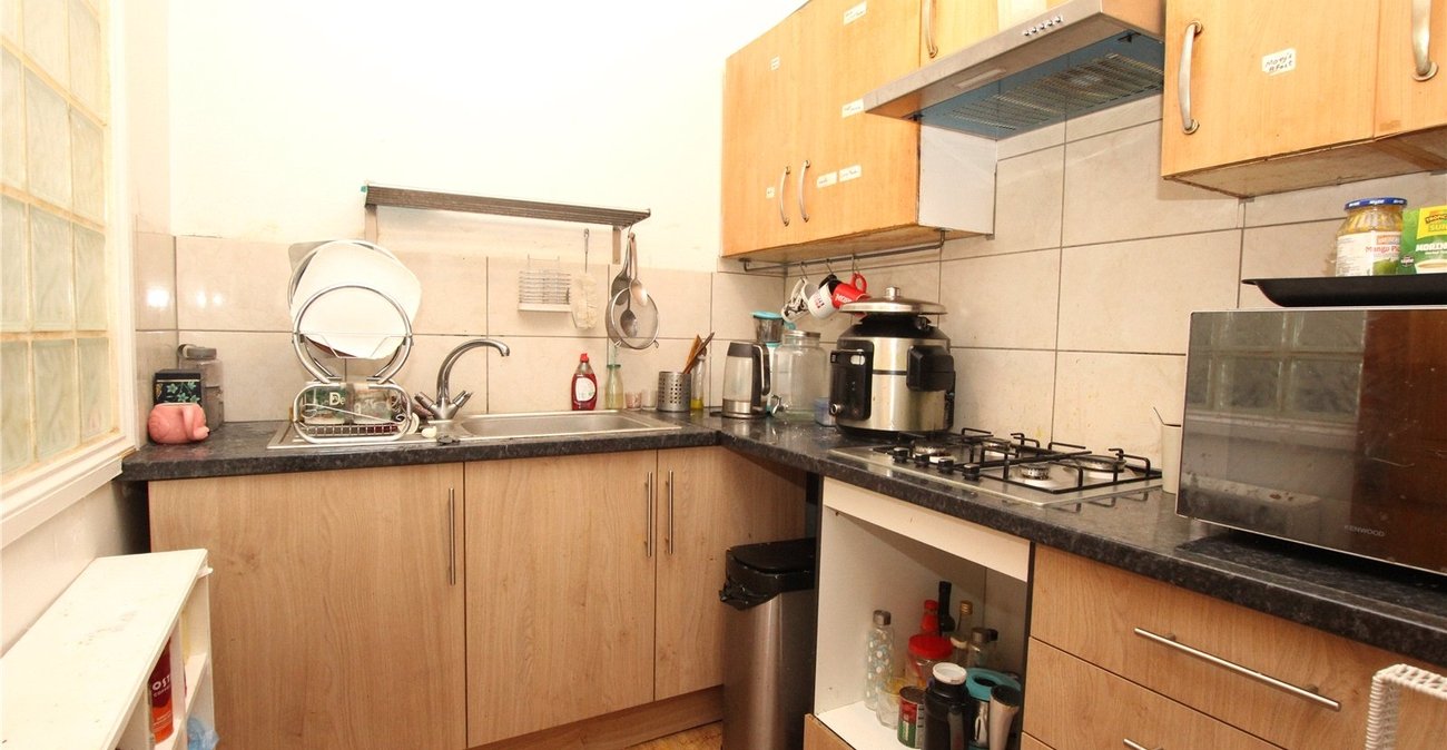 3 bedroom property for sale in Woolwich | Robinson Jackson