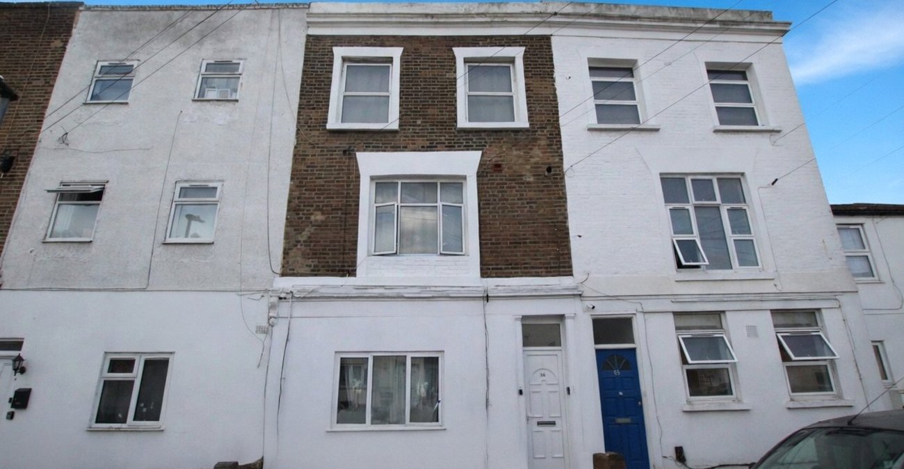 3 bedroom property for sale in Woolwich | Robinson Jackson