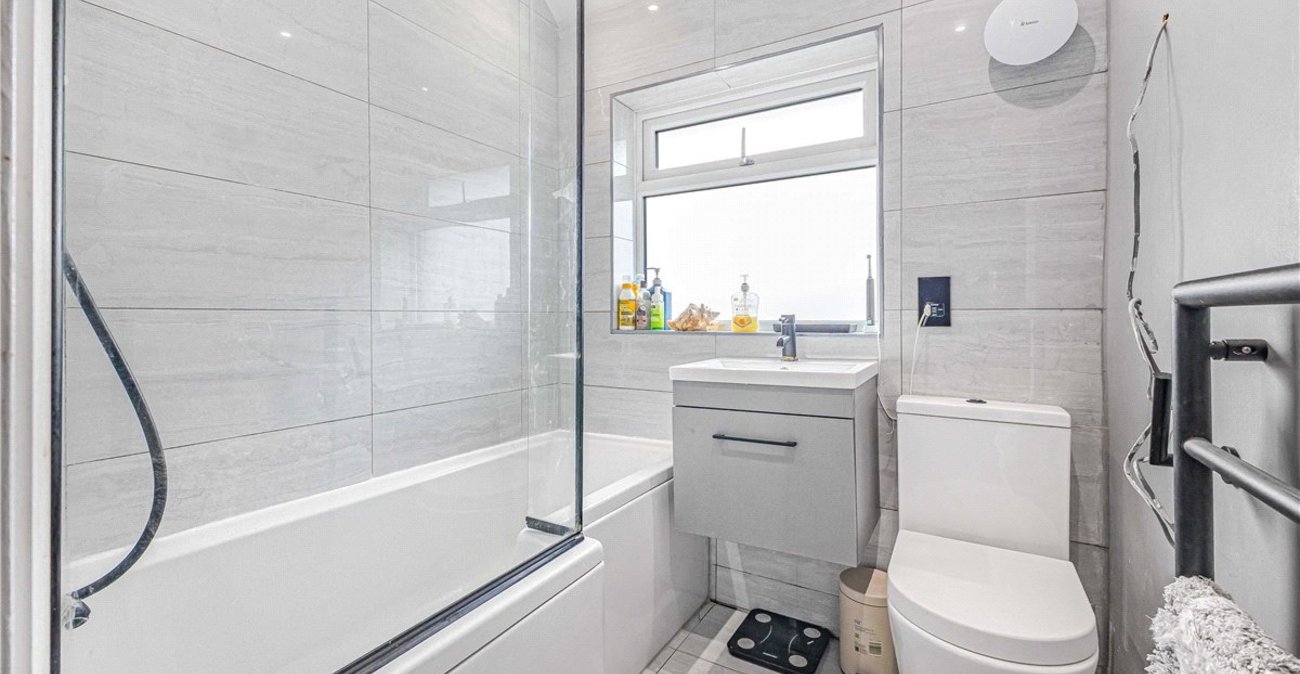 2 bedroom house for sale in St Mary Cray | Robinson Jackson