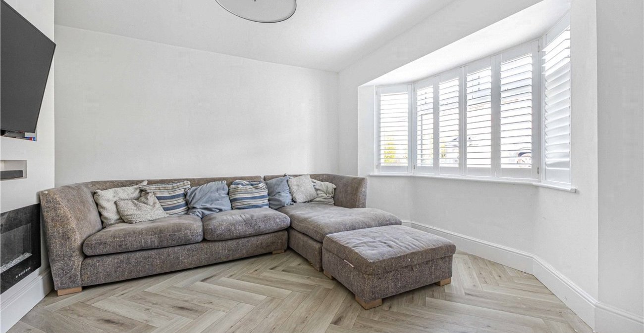 2 bedroom house for sale in St Mary Cray | Robinson Jackson