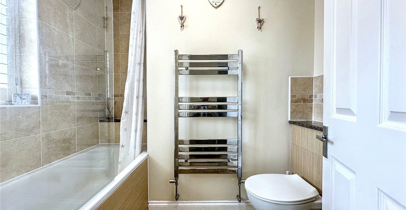 3 bedroom house for sale in Rainham | Robinson Michael & Jackson