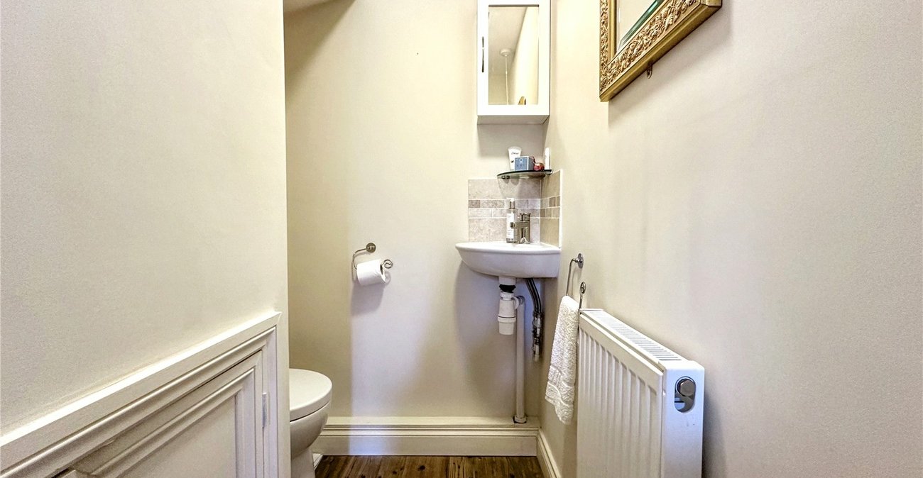 3 bedroom house for sale in Rainham | Robinson Michael & Jackson