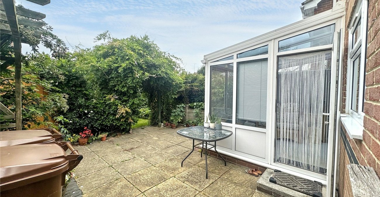 3 bedroom house for sale in Rainham | Robinson Michael & Jackson