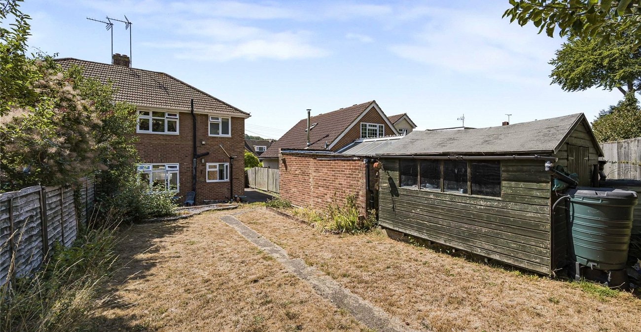 3 bedroom house for sale in Cuxton | Robinson Michael & Jackson