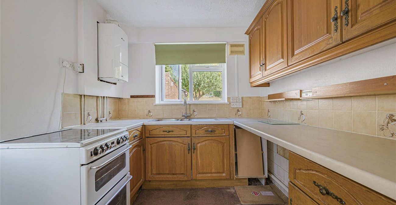 3 bedroom house for sale in Cuxton | Robinson Michael & Jackson