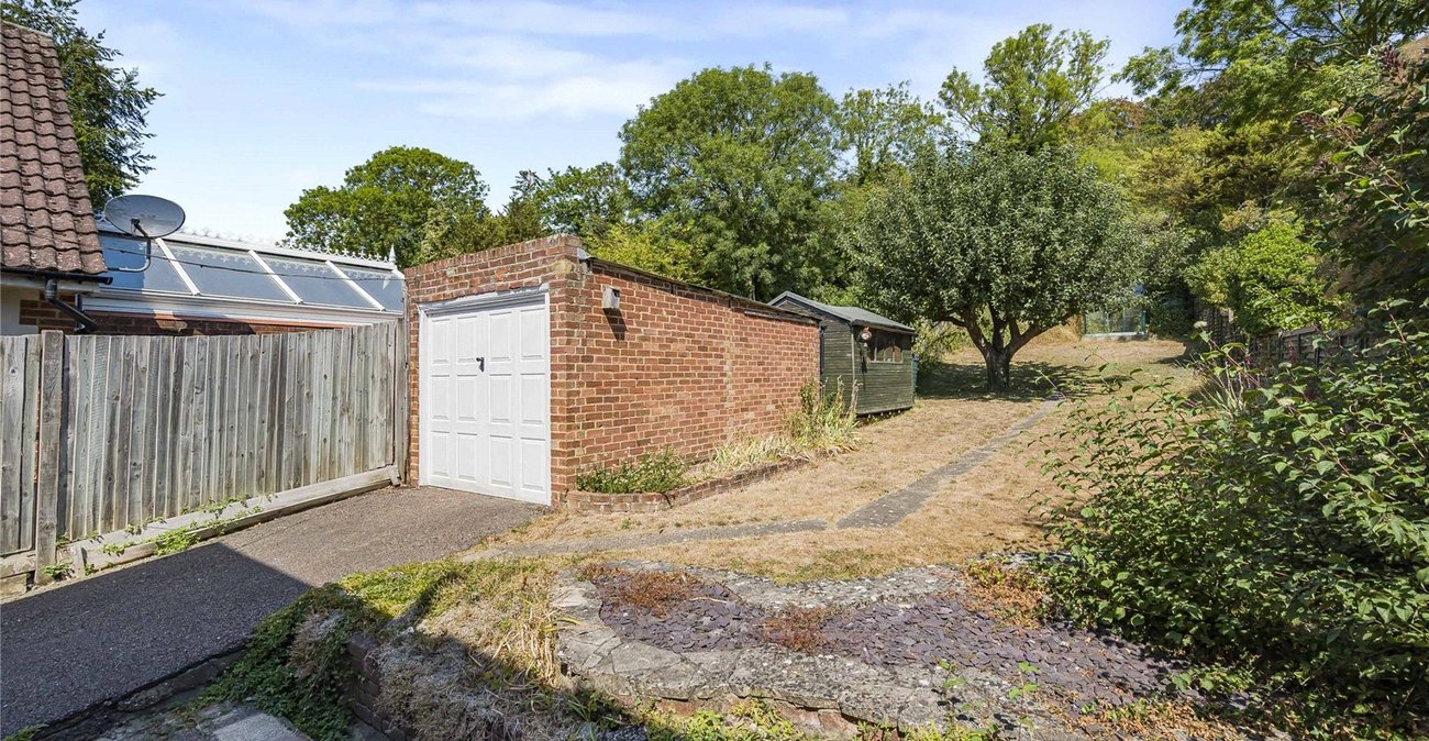 3 bedroom house for sale in Cuxton | Robinson Michael & Jackson
