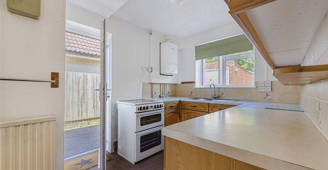 3 bedroom house for sale in Cuxton | Robinson Michael & Jackson