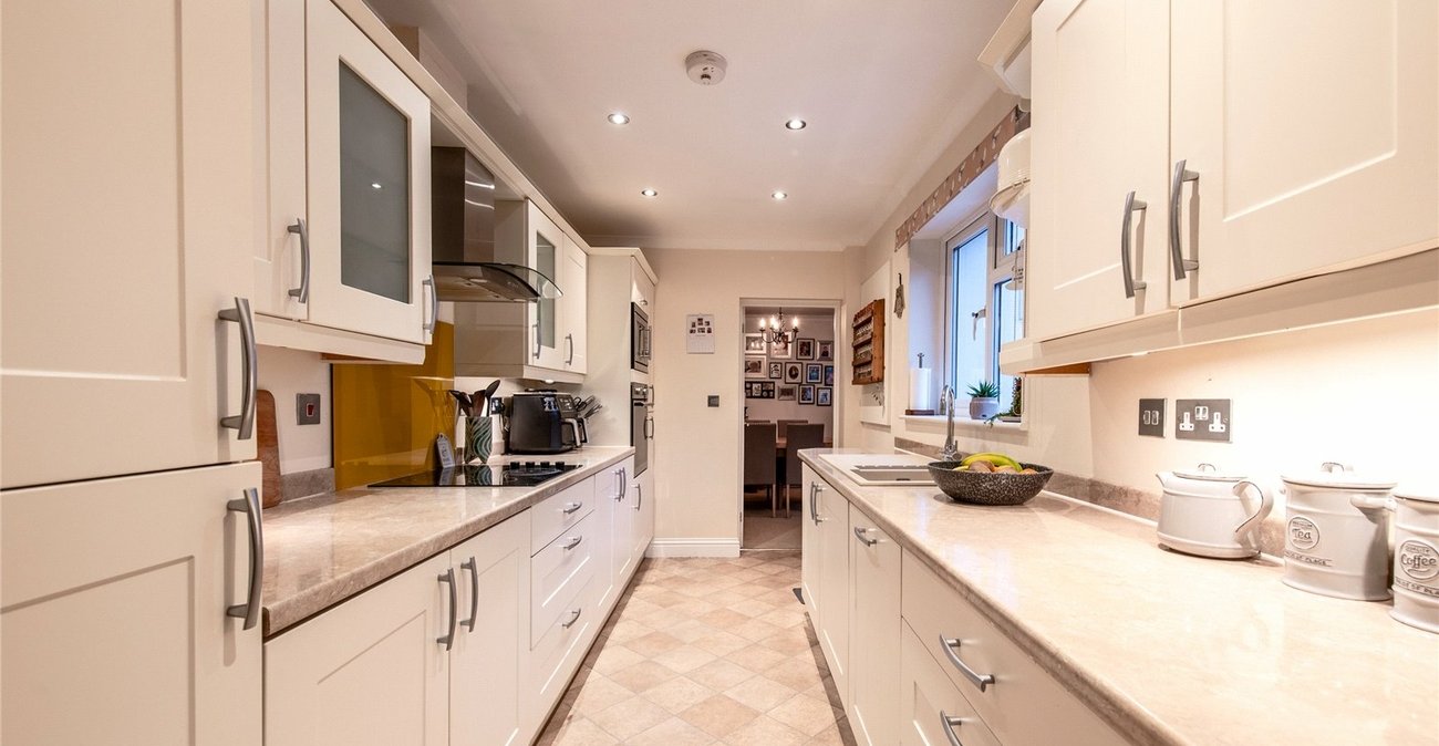 4 bedroom house for sale in Cuxton | Robinson Michael & Jackson