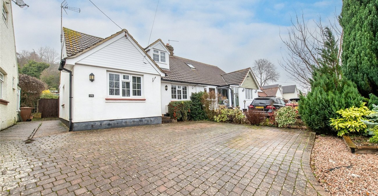 4 bedroom house for sale in Cuxton | Robinson Michael & Jackson