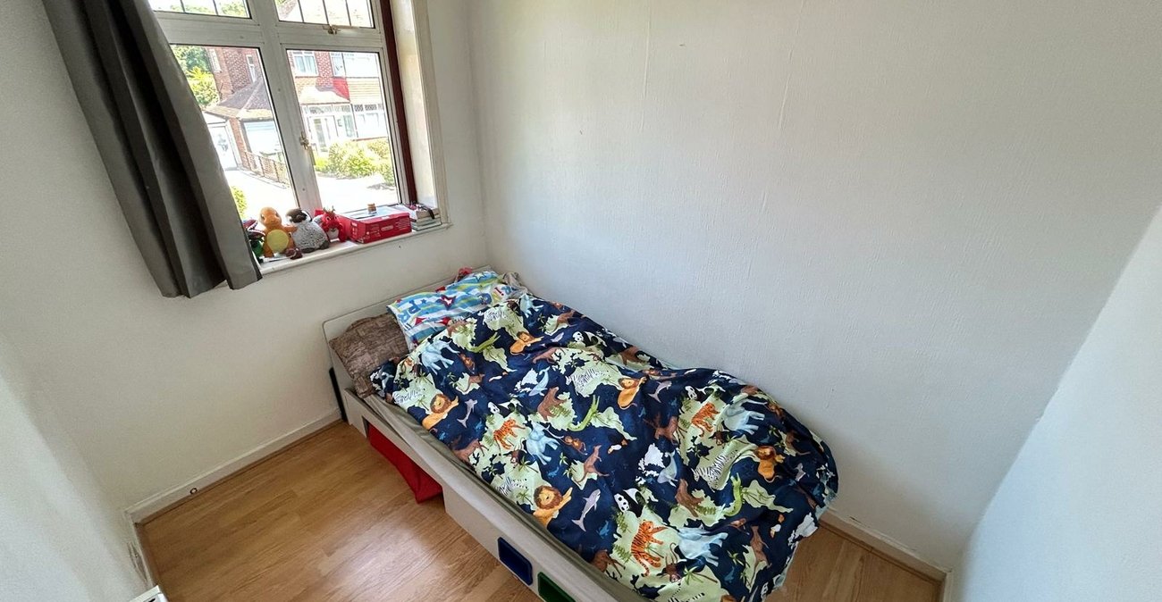 3 bedroom house for sale in Shooters Hill | Robinson Jackson