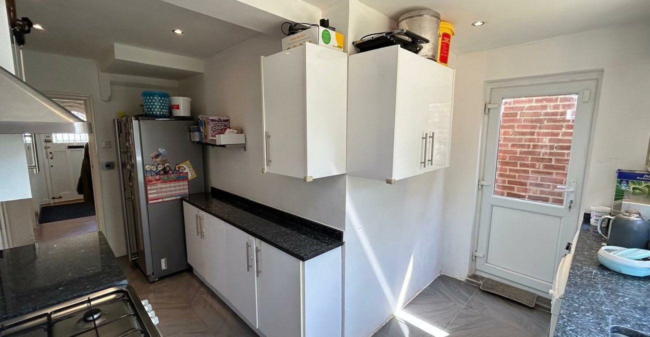 3 bedroom house for sale in Shooters Hill | Robinson Jackson