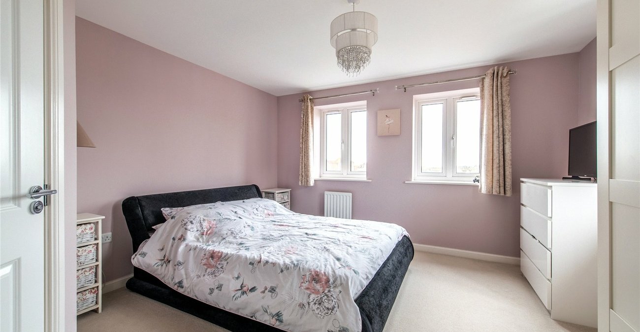 3 bedroom property for sale in Minster on Sea | Robinson Michael & Jackson