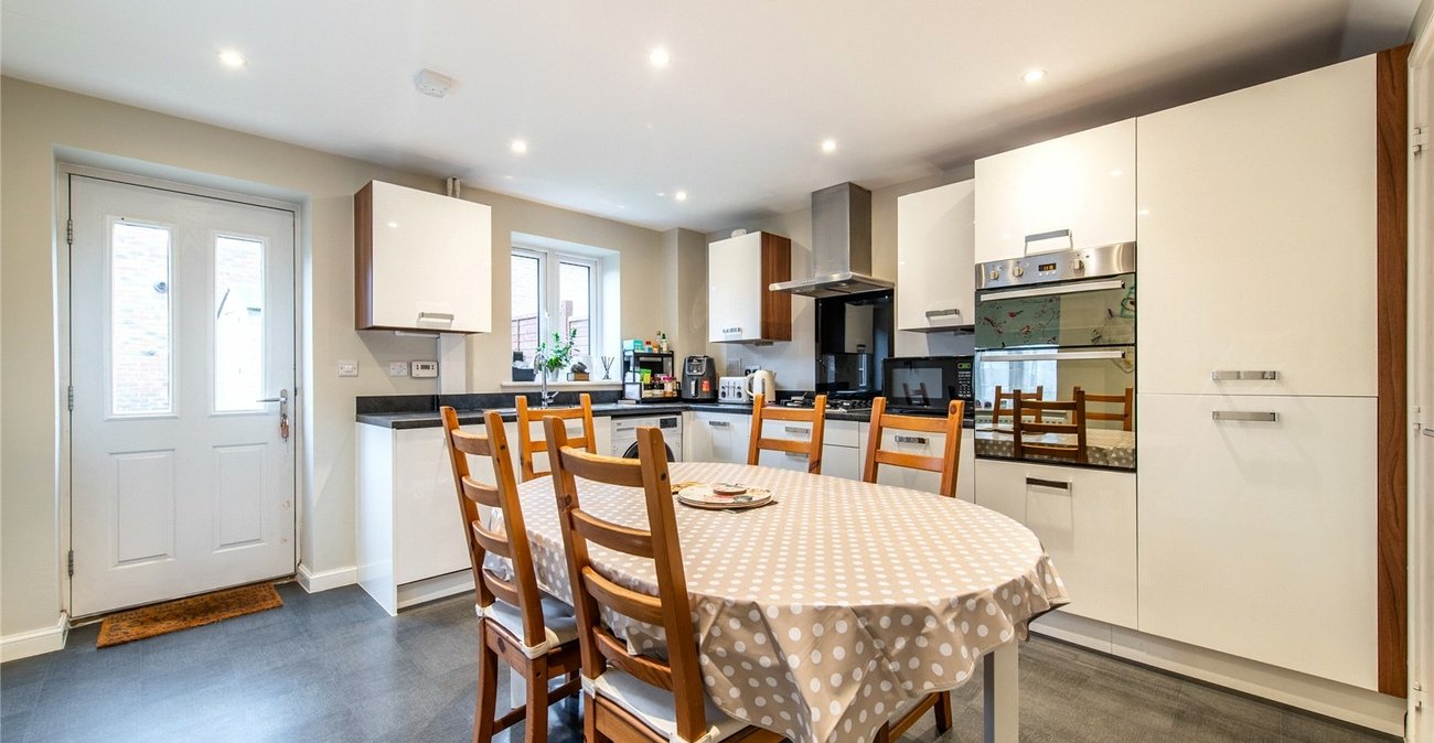 3 bedroom property for sale in Minster on Sea | Robinson Michael & Jackson