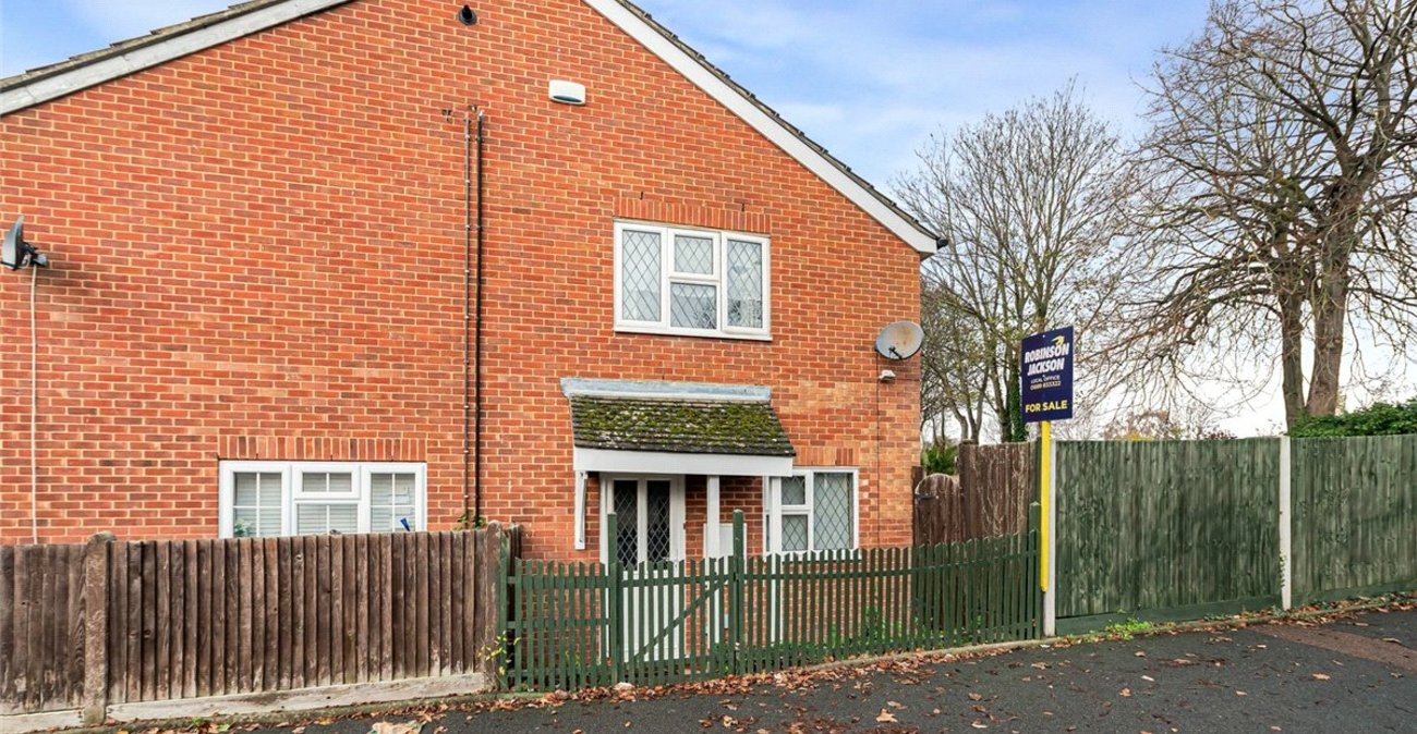 1 bedroom house for sale in St Pauls Cray | Robinson Jackson