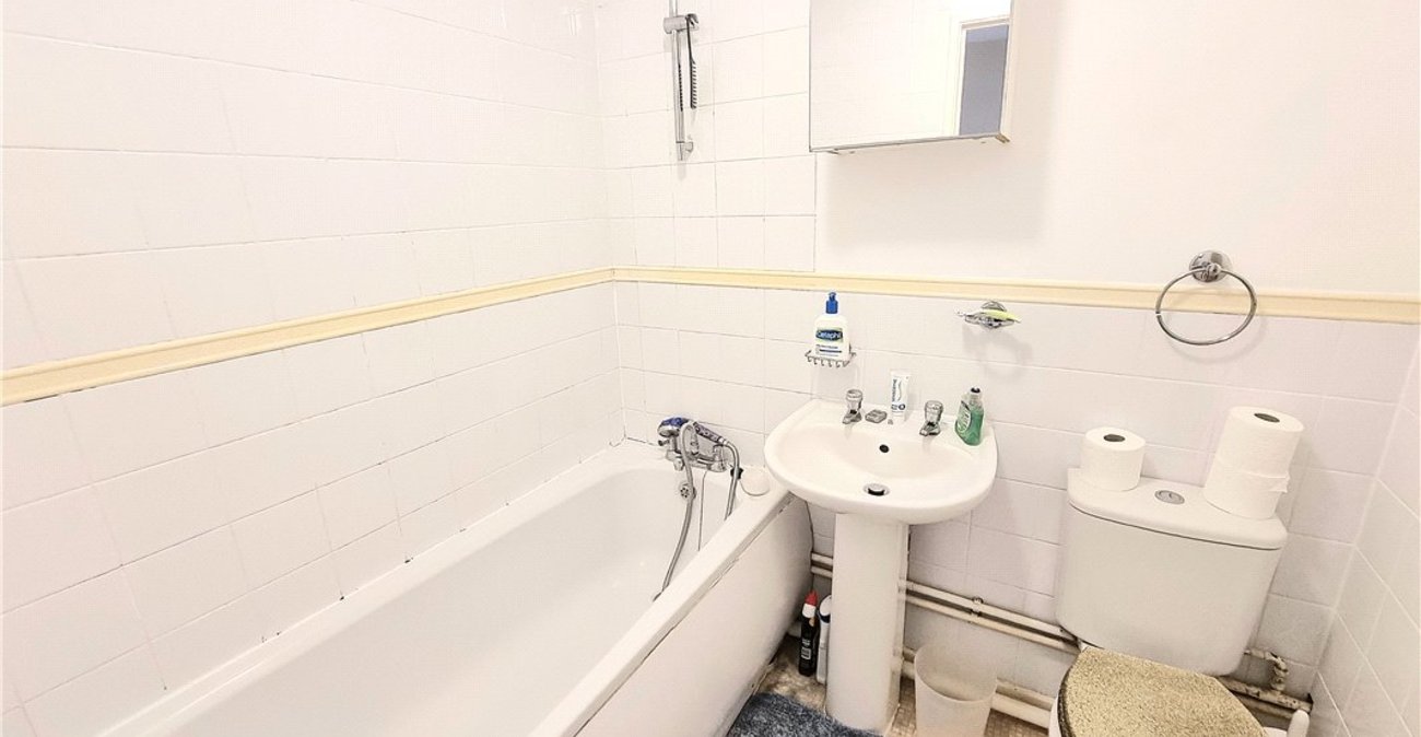 2 bedroom house for sale in St Pauls Cray | Robinson Jackson