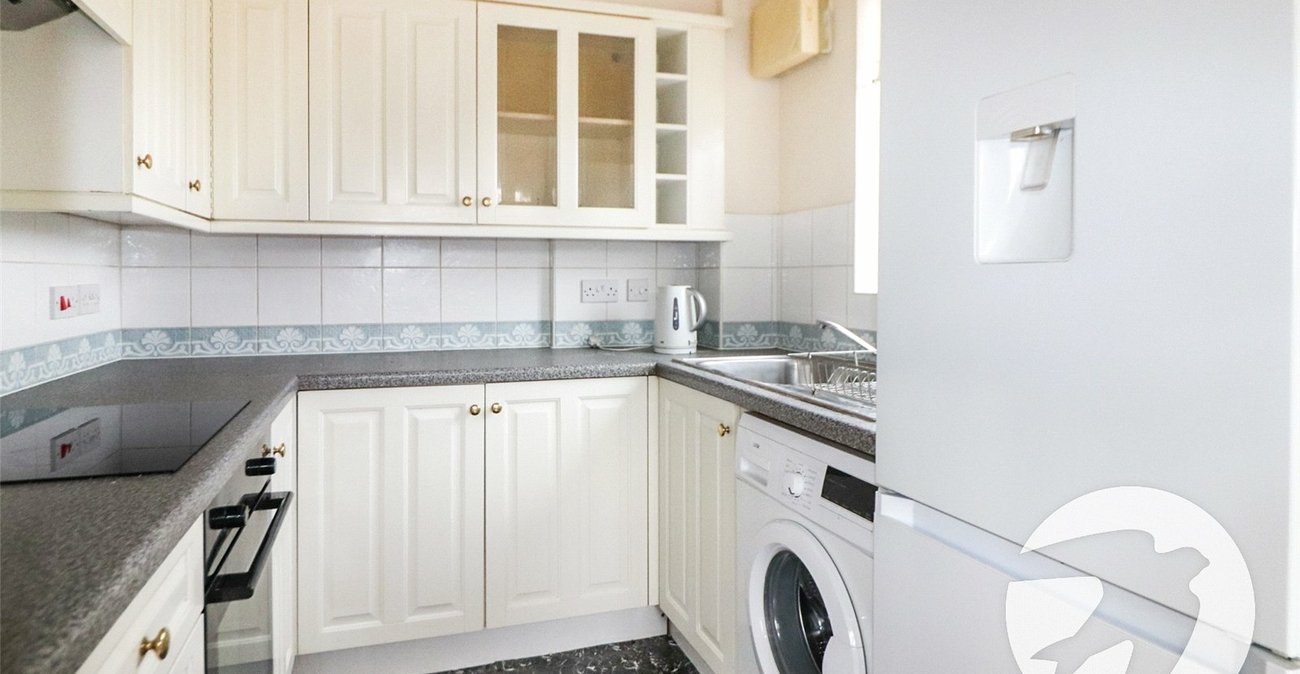 1 bedroom property for sale in Northumberland Heath | Robinson Jackson