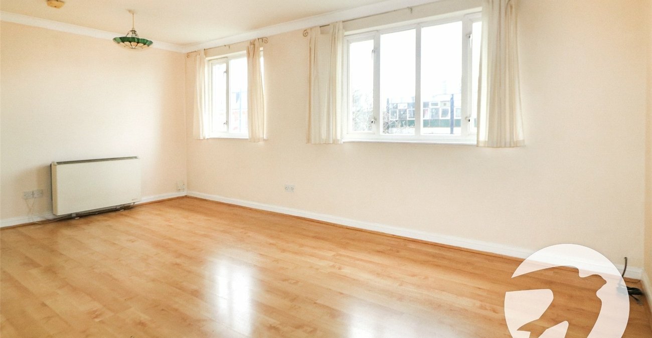 1 bedroom property for sale in Northumberland Heath | Robinson Jackson