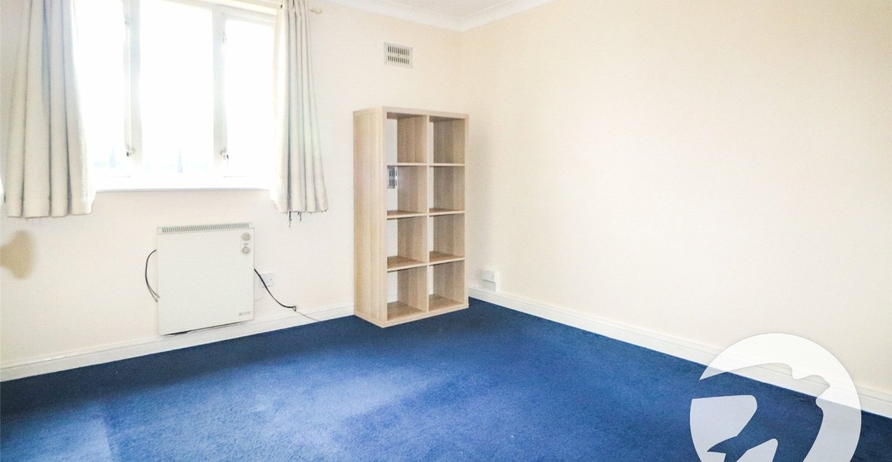 1 bedroom property for sale in Northumberland Heath | Robinson Jackson