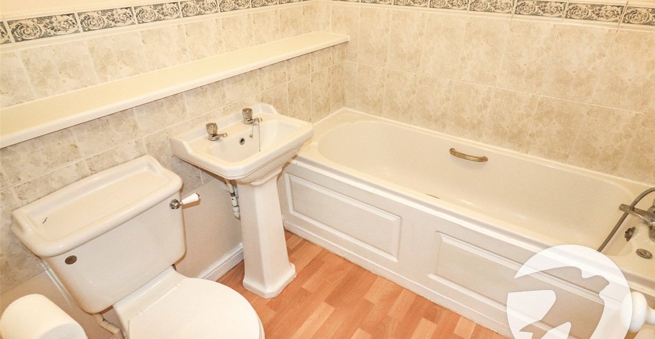 1 bedroom property for sale in Northumberland Heath | Robinson Jackson