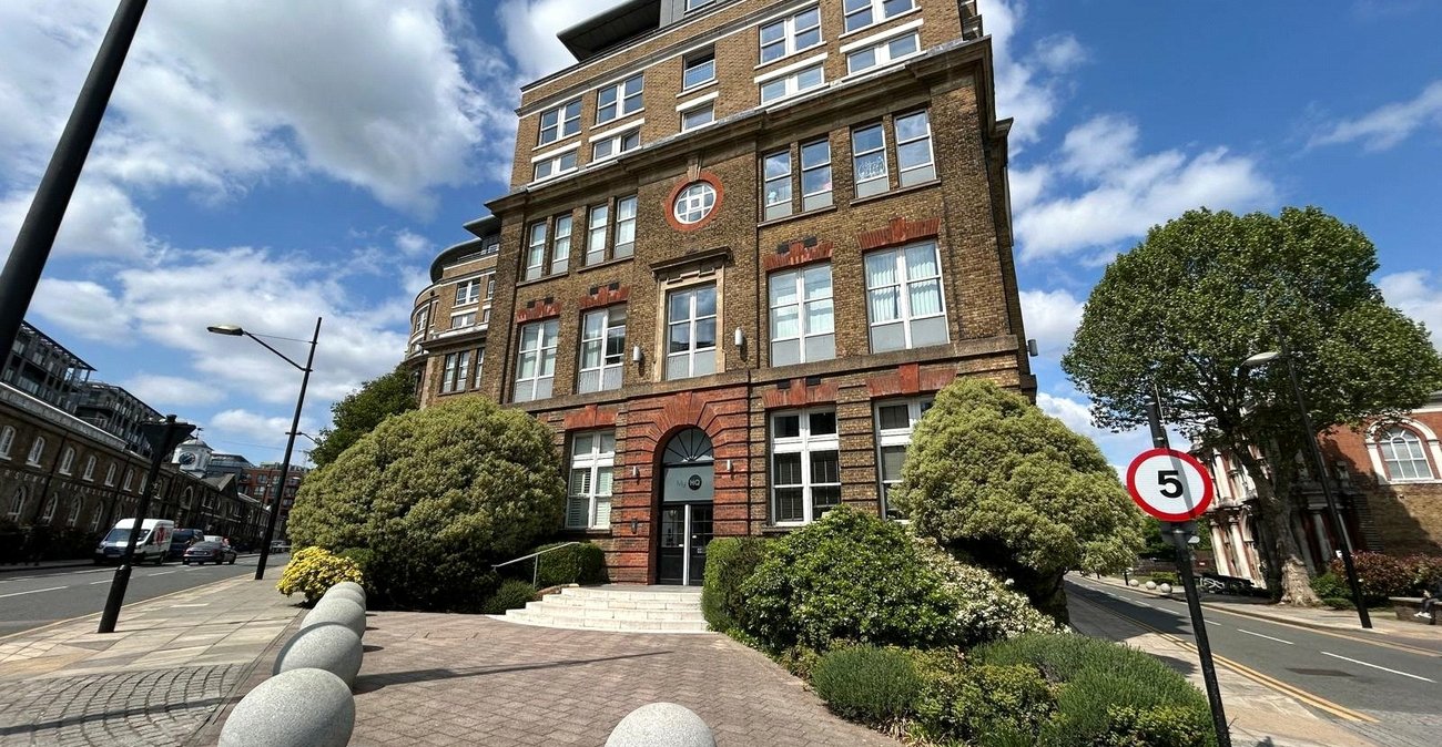 1 bedroom property for sale in Woolwich | Robinson Jackson