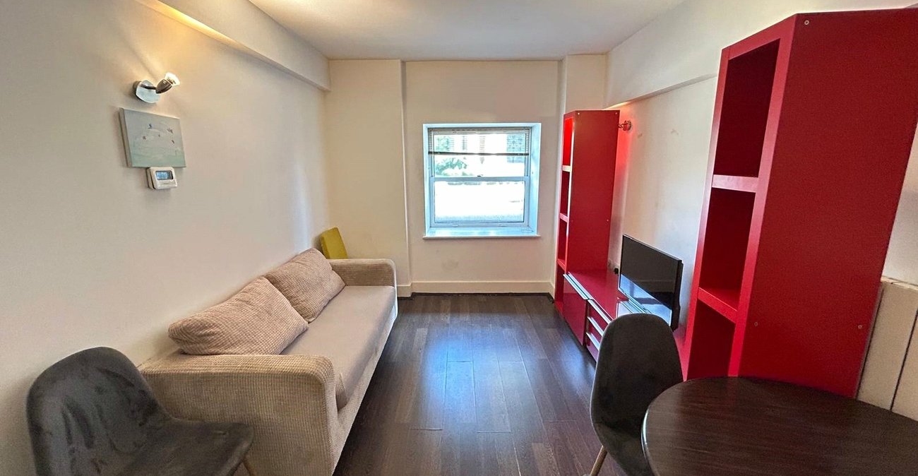 1 bedroom property for sale in Woolwich | Robinson Jackson