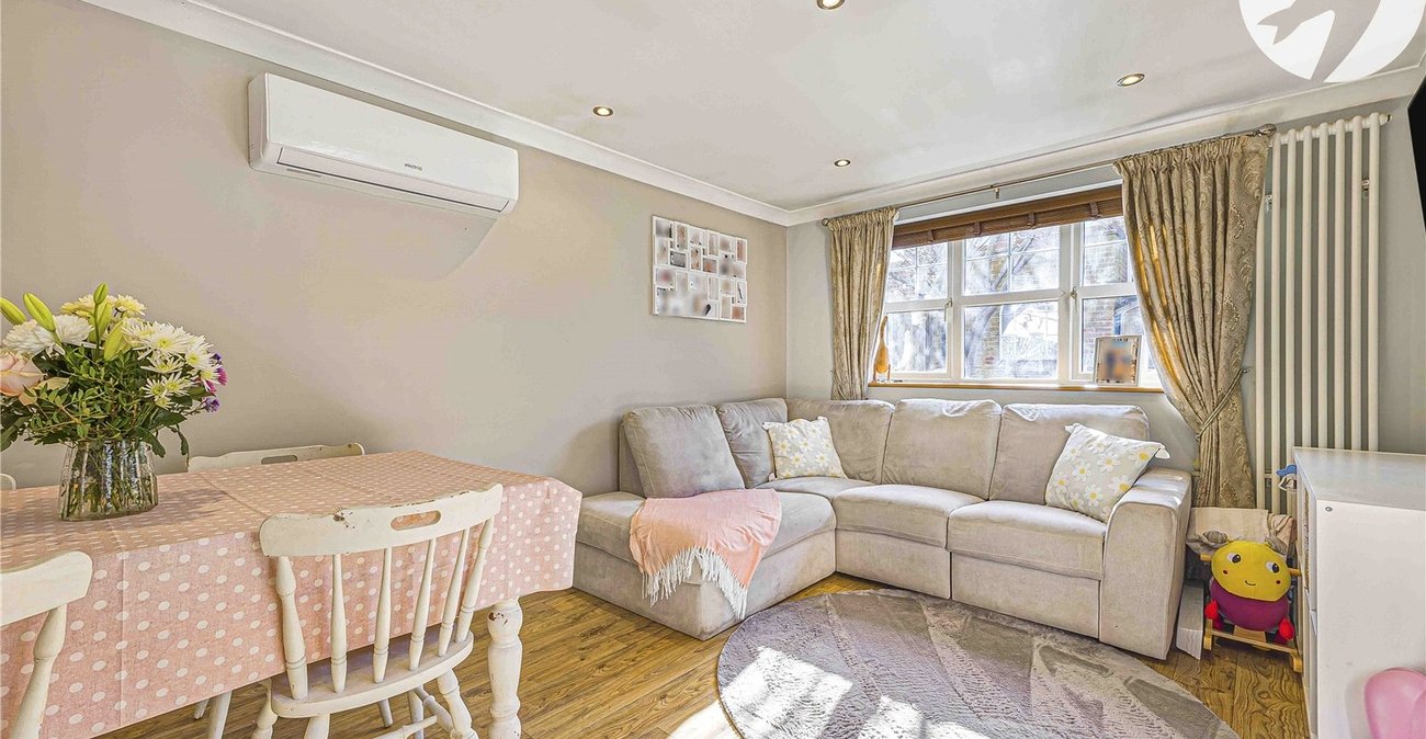 4 bedroom house for sale in Wainscott | Robinson Michael & Jackson