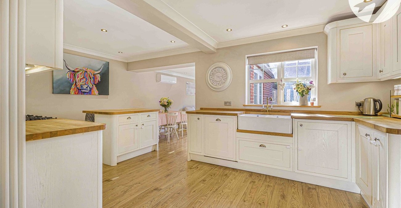 4 bedroom house for sale in Wainscott | Robinson Michael & Jackson