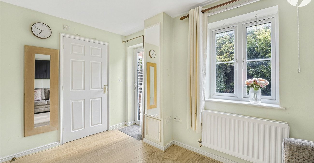 4 bedroom property for sale in Greenhithe | Robinson Jackson