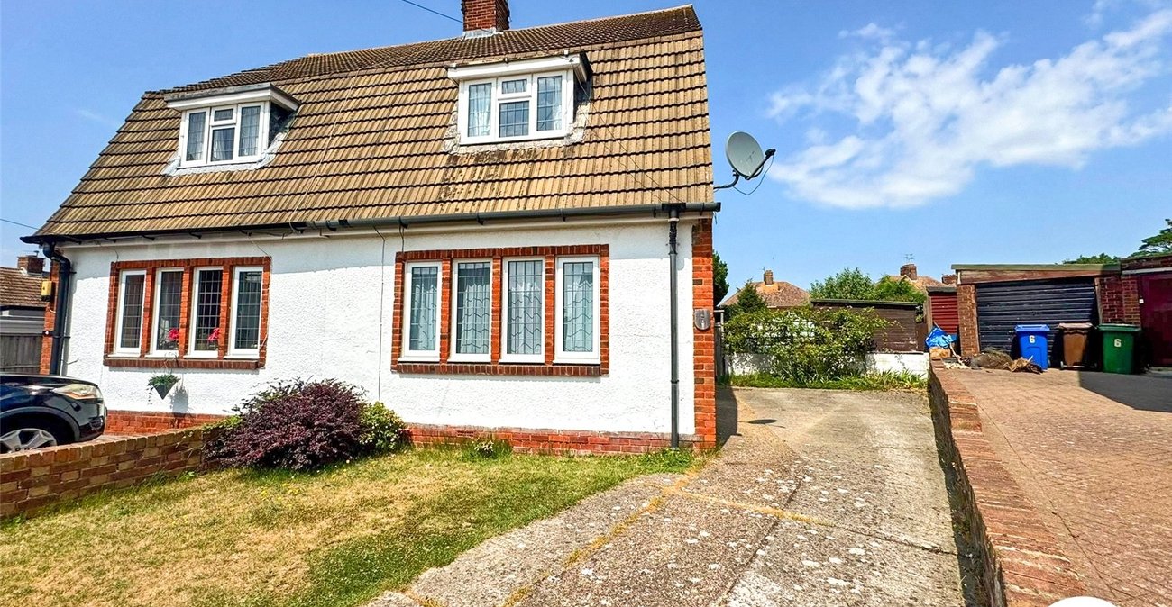 3 bedroom house for sale in Sittingbourne | Robinson Michael & Jackson