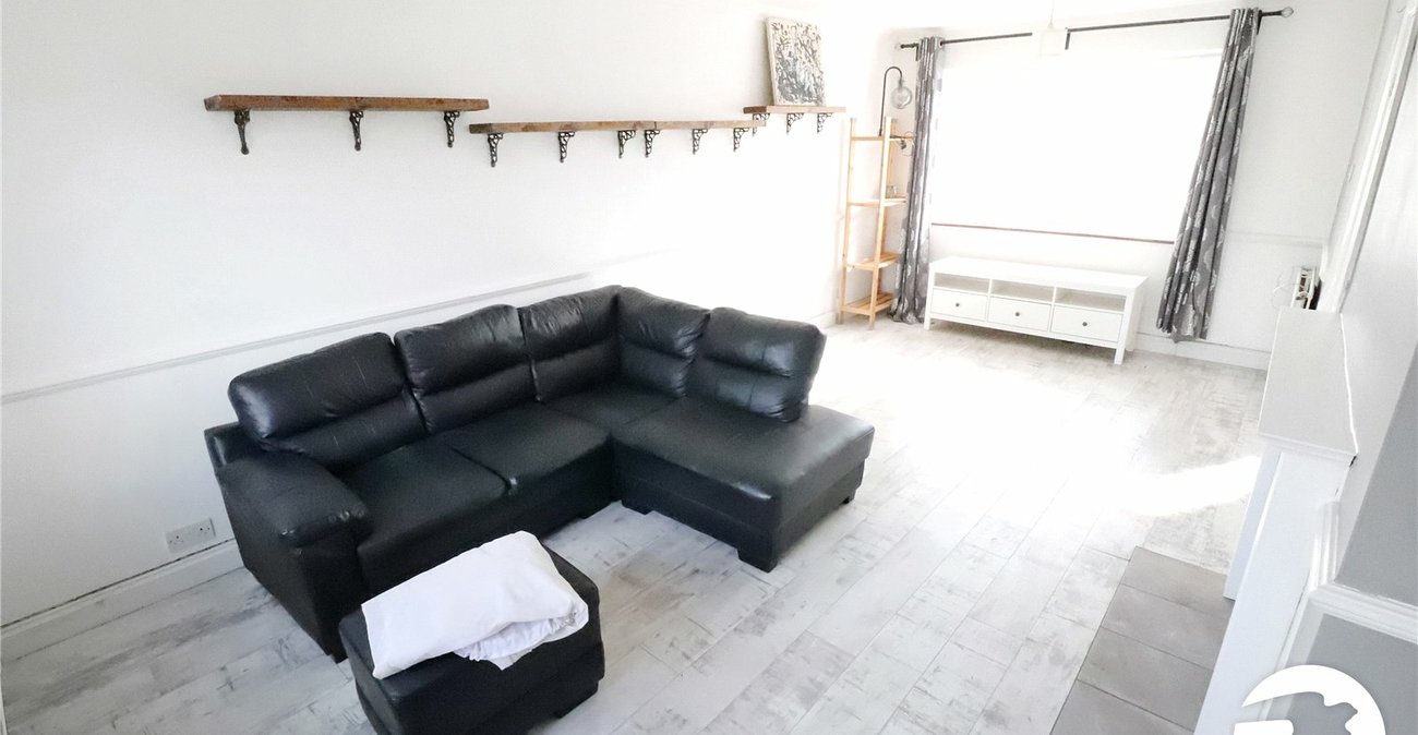 3 bedroom property for sale in Belvedere | Robinson Jackson