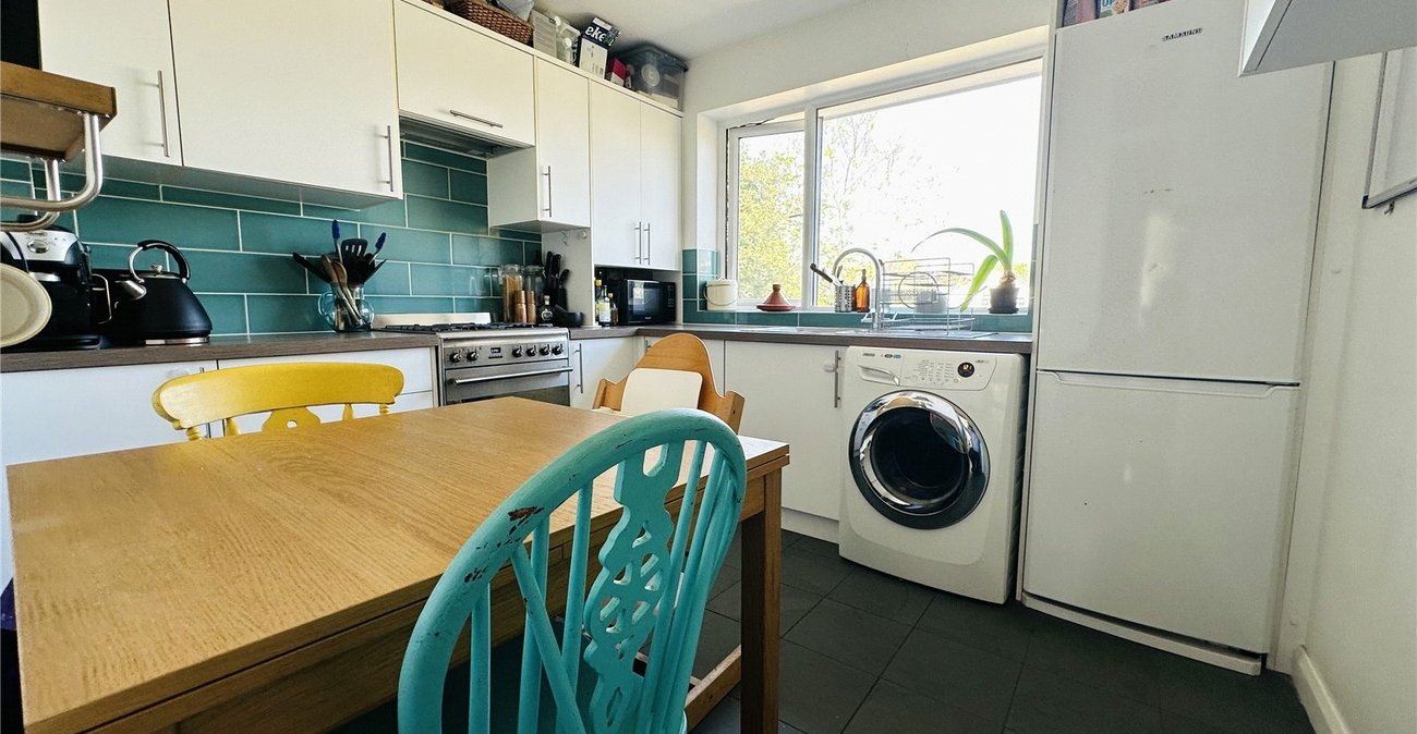 2 bedroom property for sale in Catford | Robinson Jackson