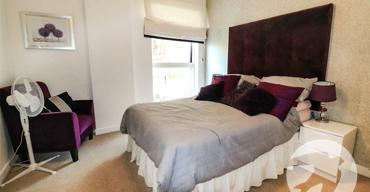 2 bedroom property for sale in Erith | Robinson Jackson