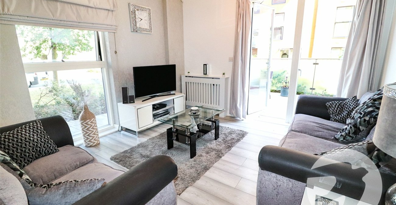 2 bedroom property for sale in Erith | Robinson Jackson